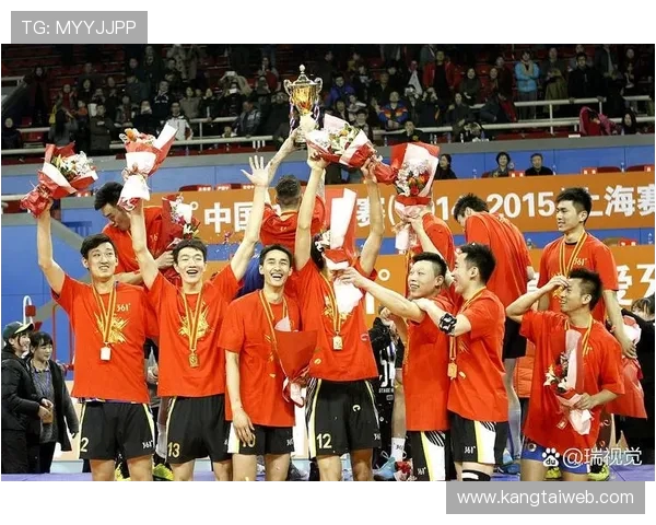 激情四溢的赛场争锋运动员们的荣誉之战展现体育精神与竞技风采